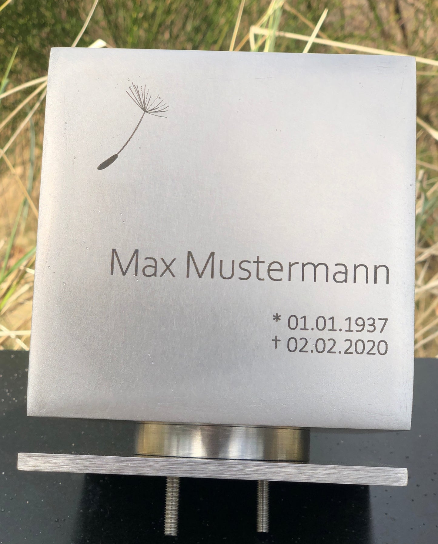 Grabschmuck Grabgestaltung